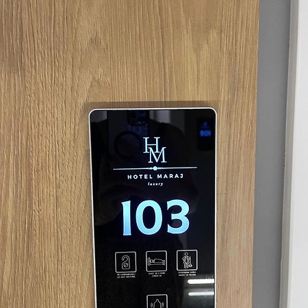 Hotel Maraj 울친 외부 사진